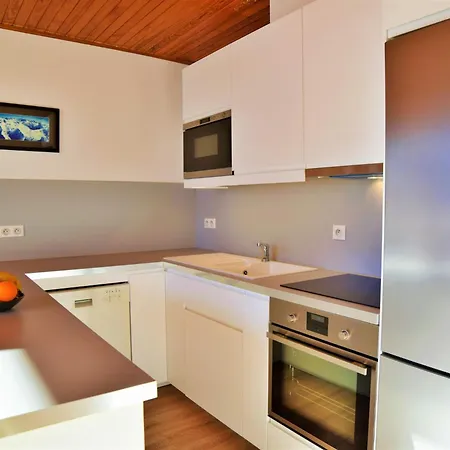 Apartment Ecureuils B By Interhome